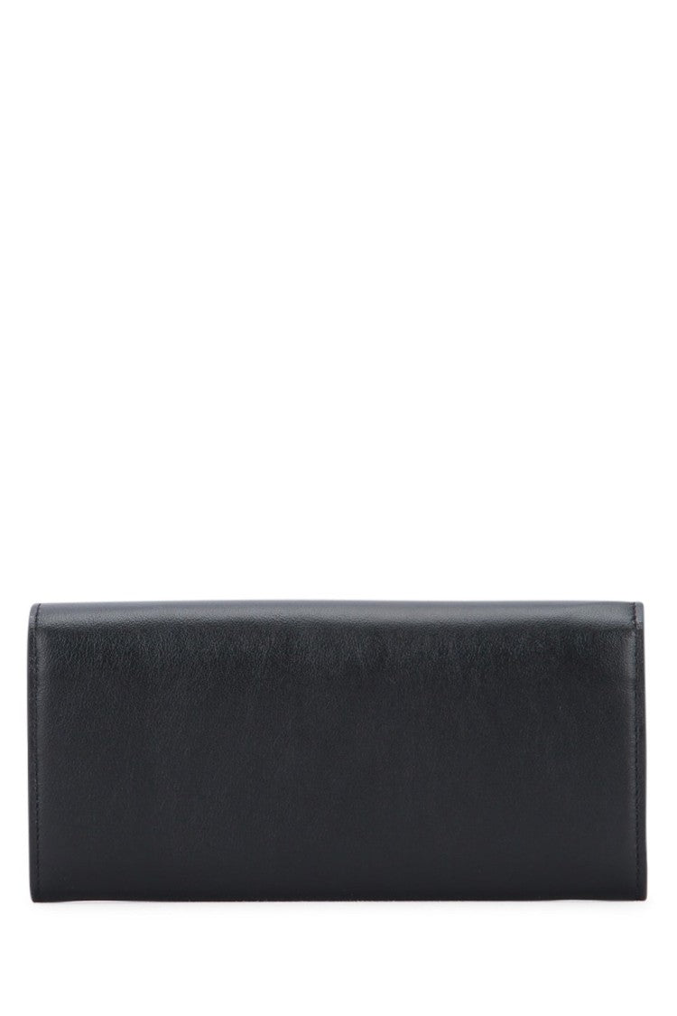 Structured Black Handbag With Minimalist Design