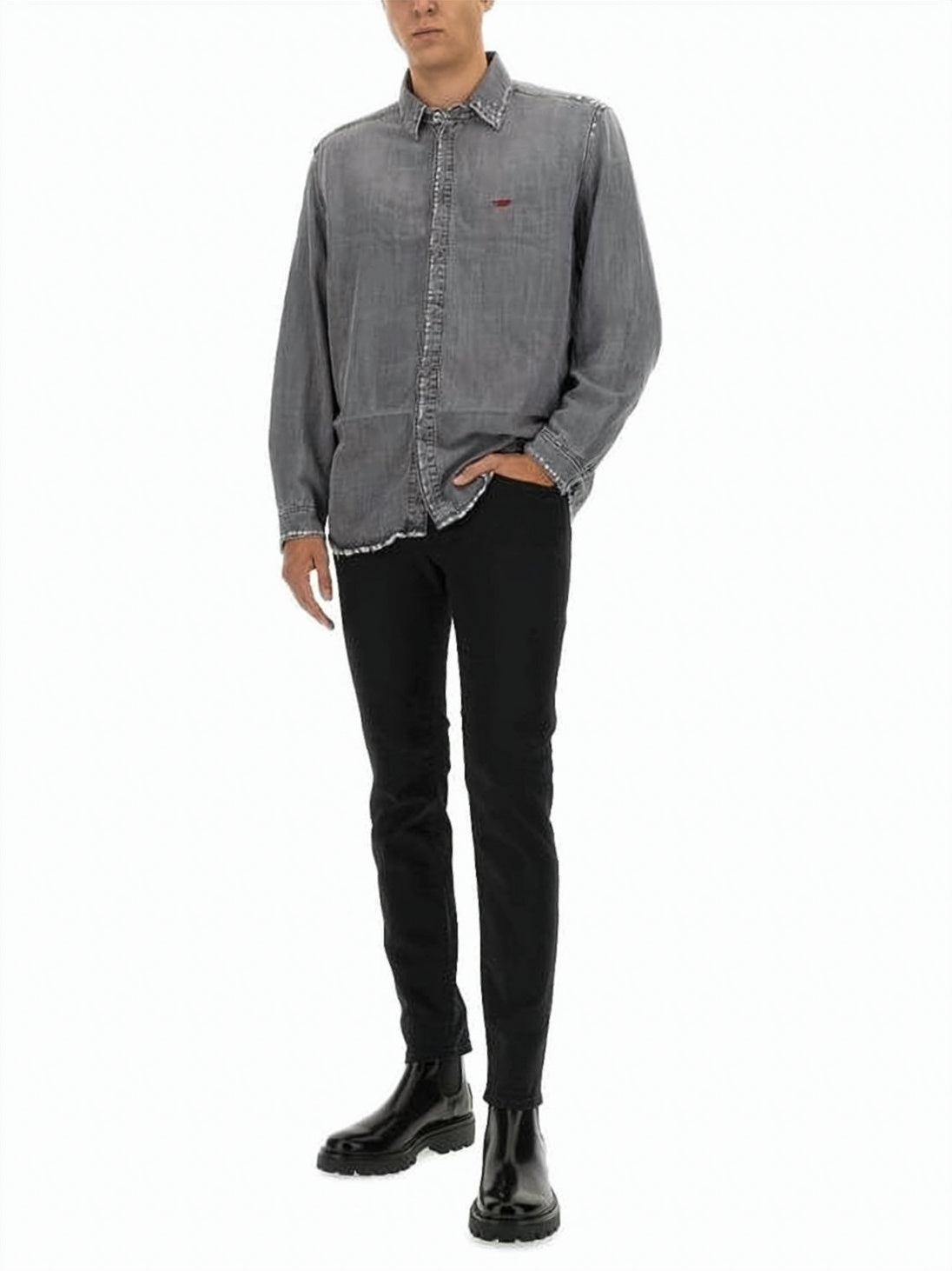 Slim-fit Jeans in Black with Tapered Ankle