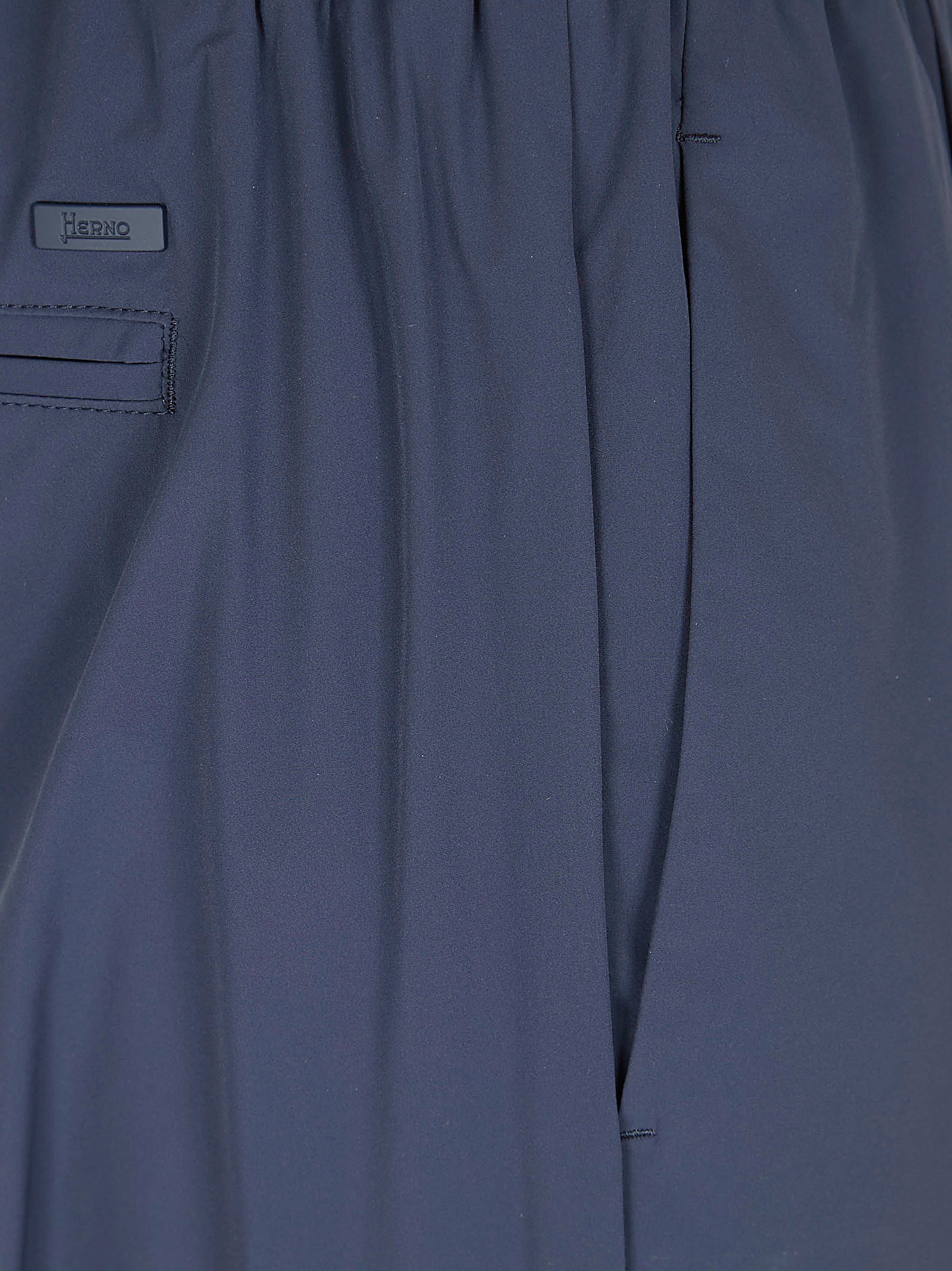 Technical Stretch Seersucker Trousers with Pleats