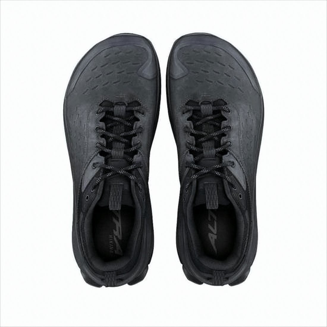 Rugged All-Black Athletic Sneakers With Gore-Tex And Vibram Sole