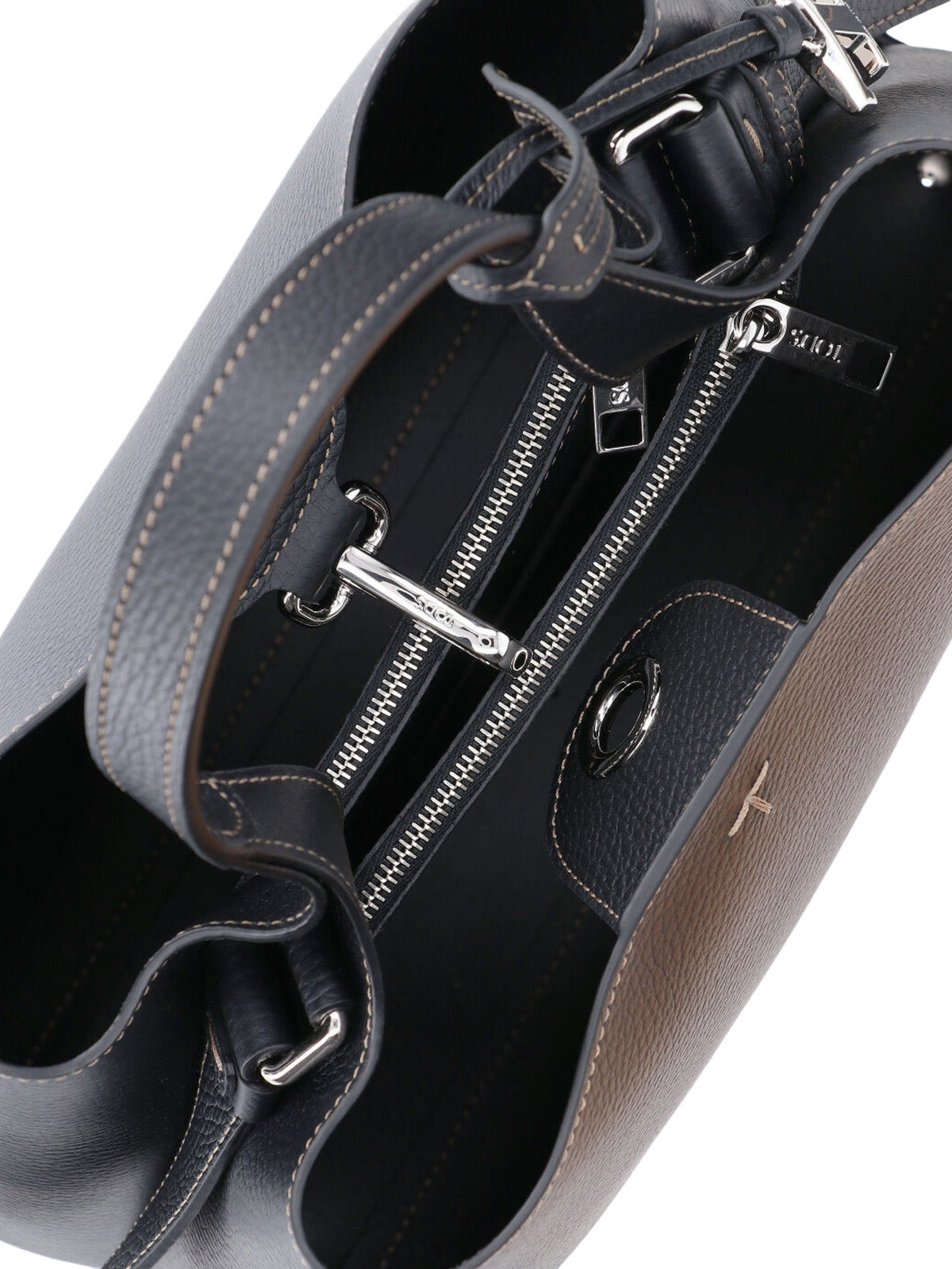 Minimalist Black Bag With Structured Silhouette And Smooth Texture