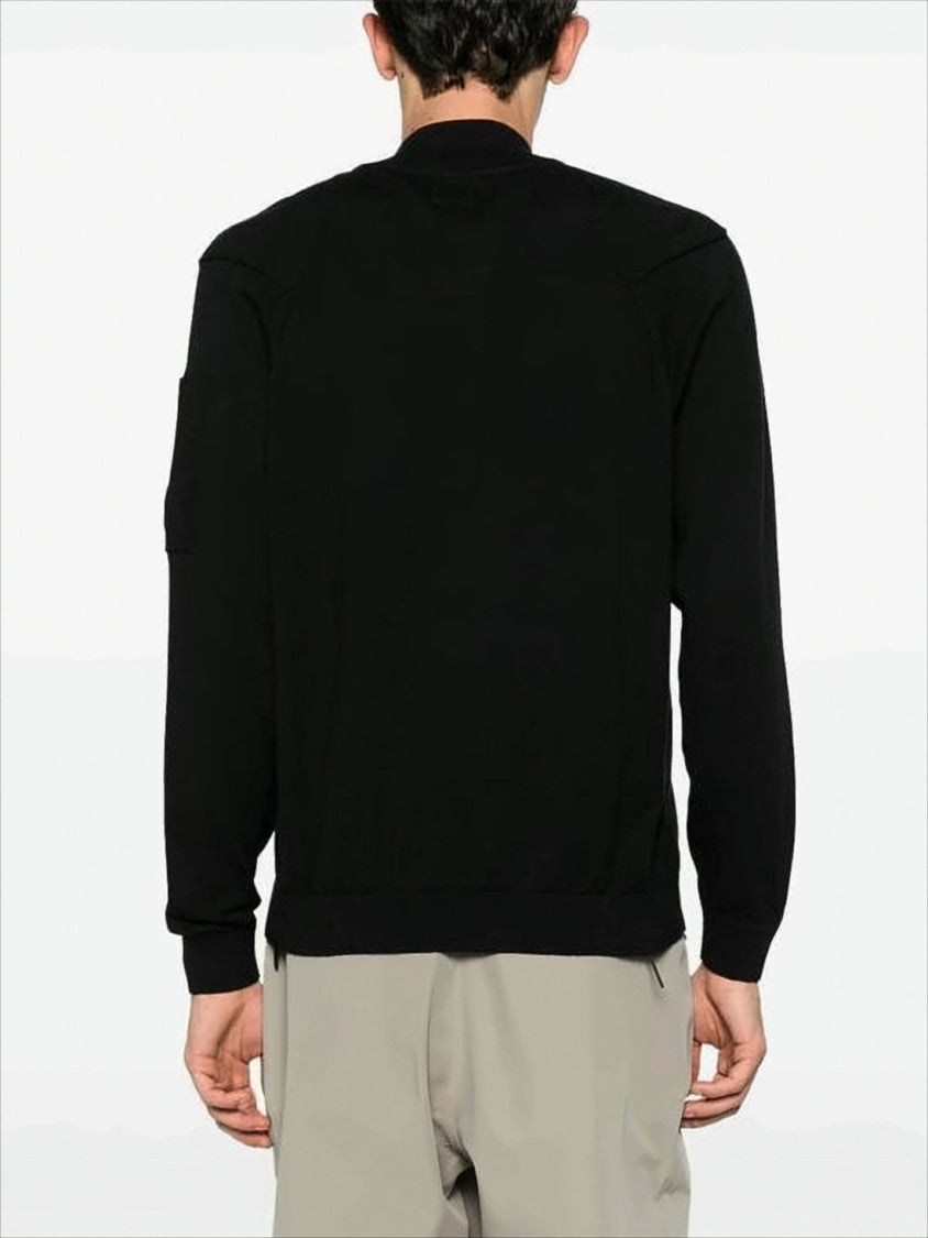 Black Zip-Up Cardigan with Ribbed Detailing