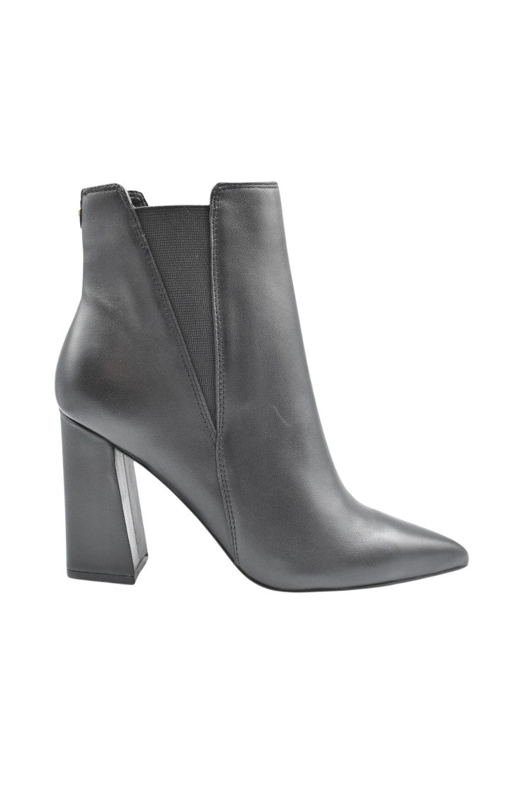 Pointed Toe Ankle Boots With Block Heel And Design