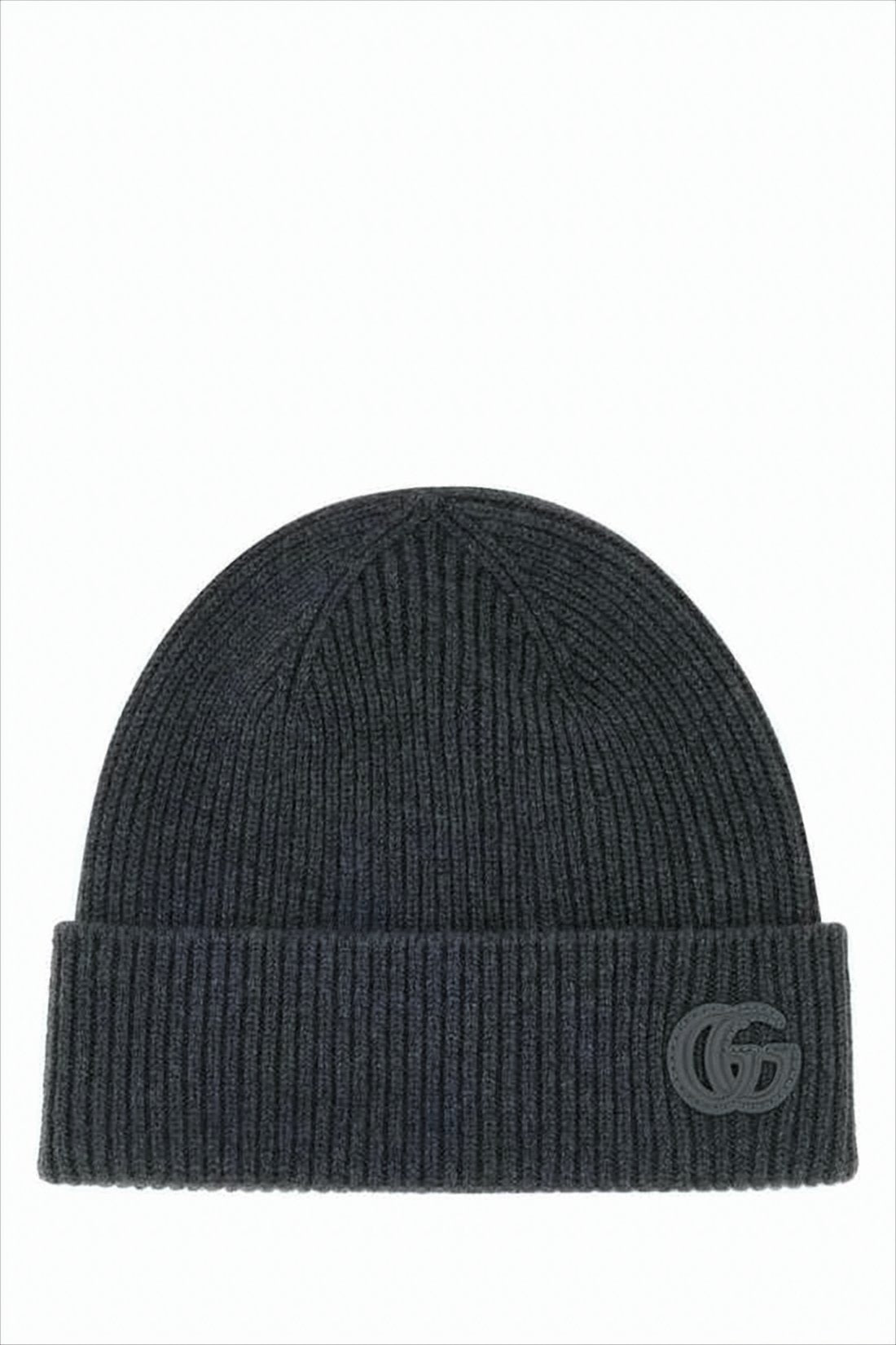 Ribbed Cashmere Beanie with Subtle Logo
