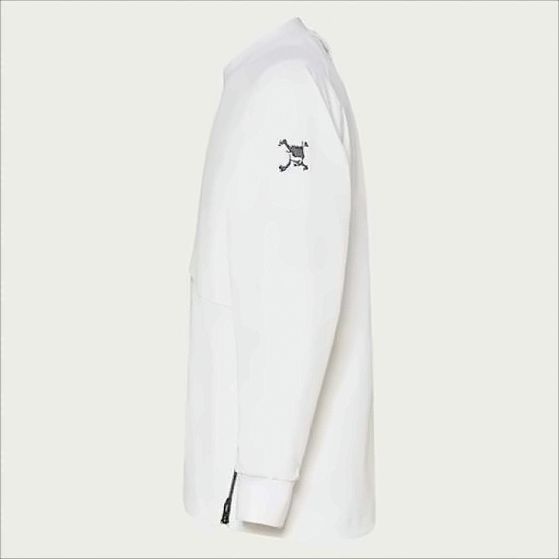 Long-Sleeve Top with Minimalist Design and Subtle Branding