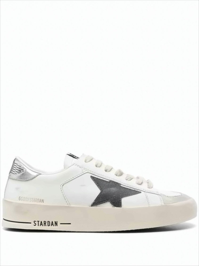 Distressed White Leather Low-Top Sneakers With Prominent Star Detail