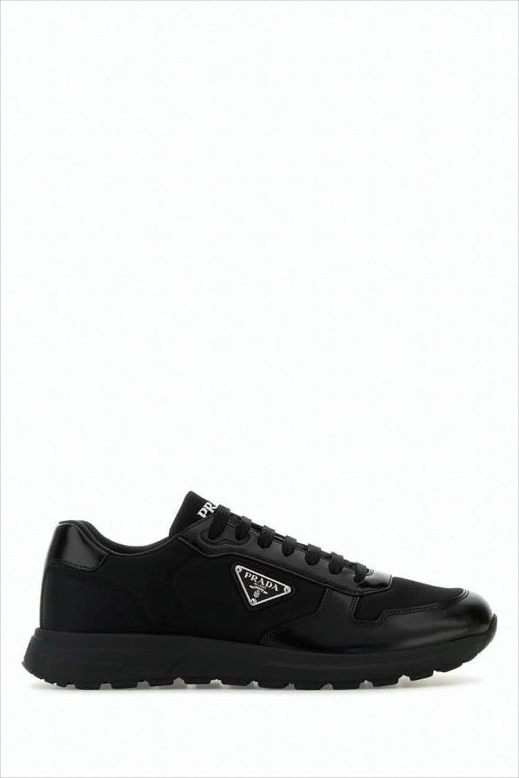Low-Top Sneakers in Smooth Calf Leather