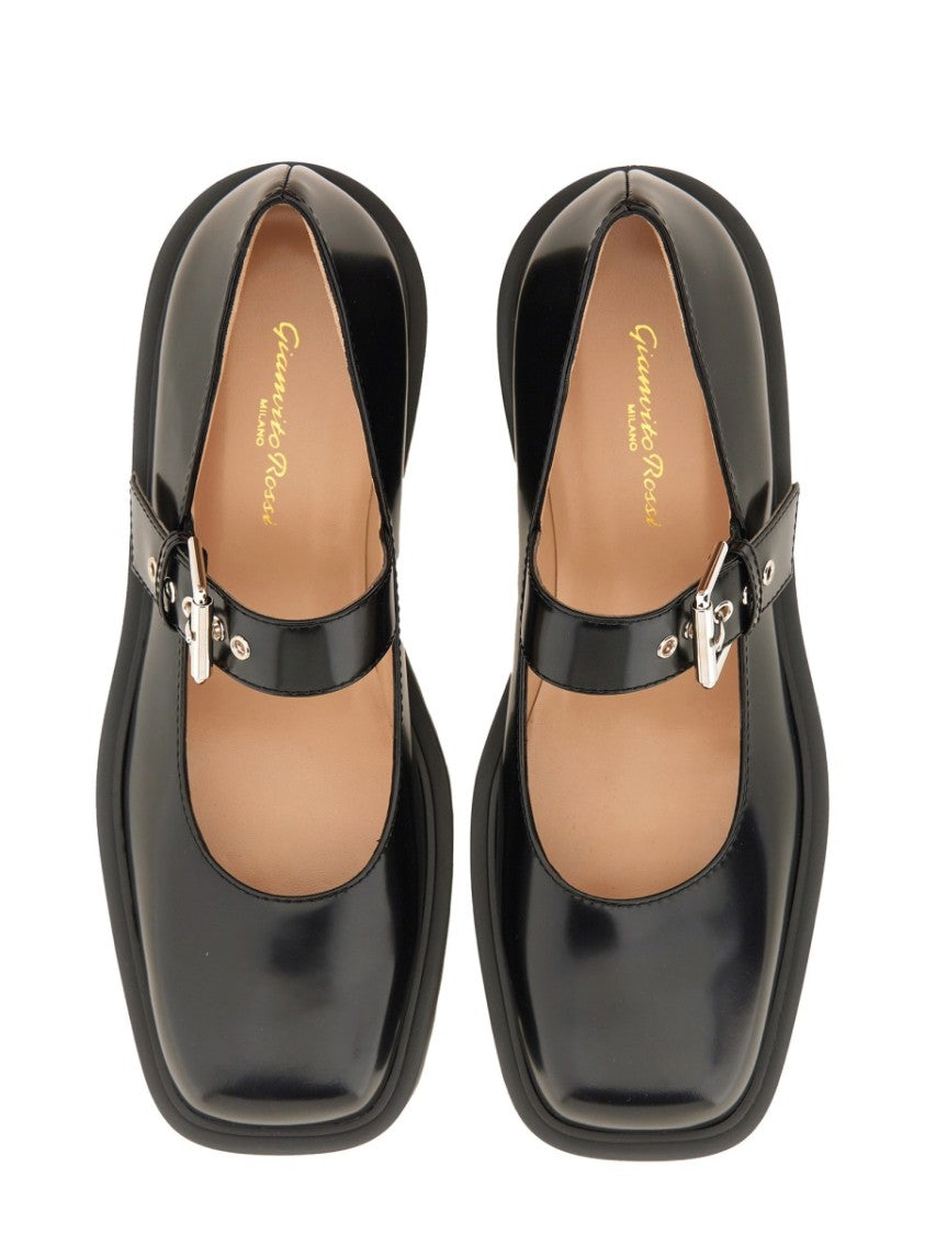 Rounded Toe Leather Sandals