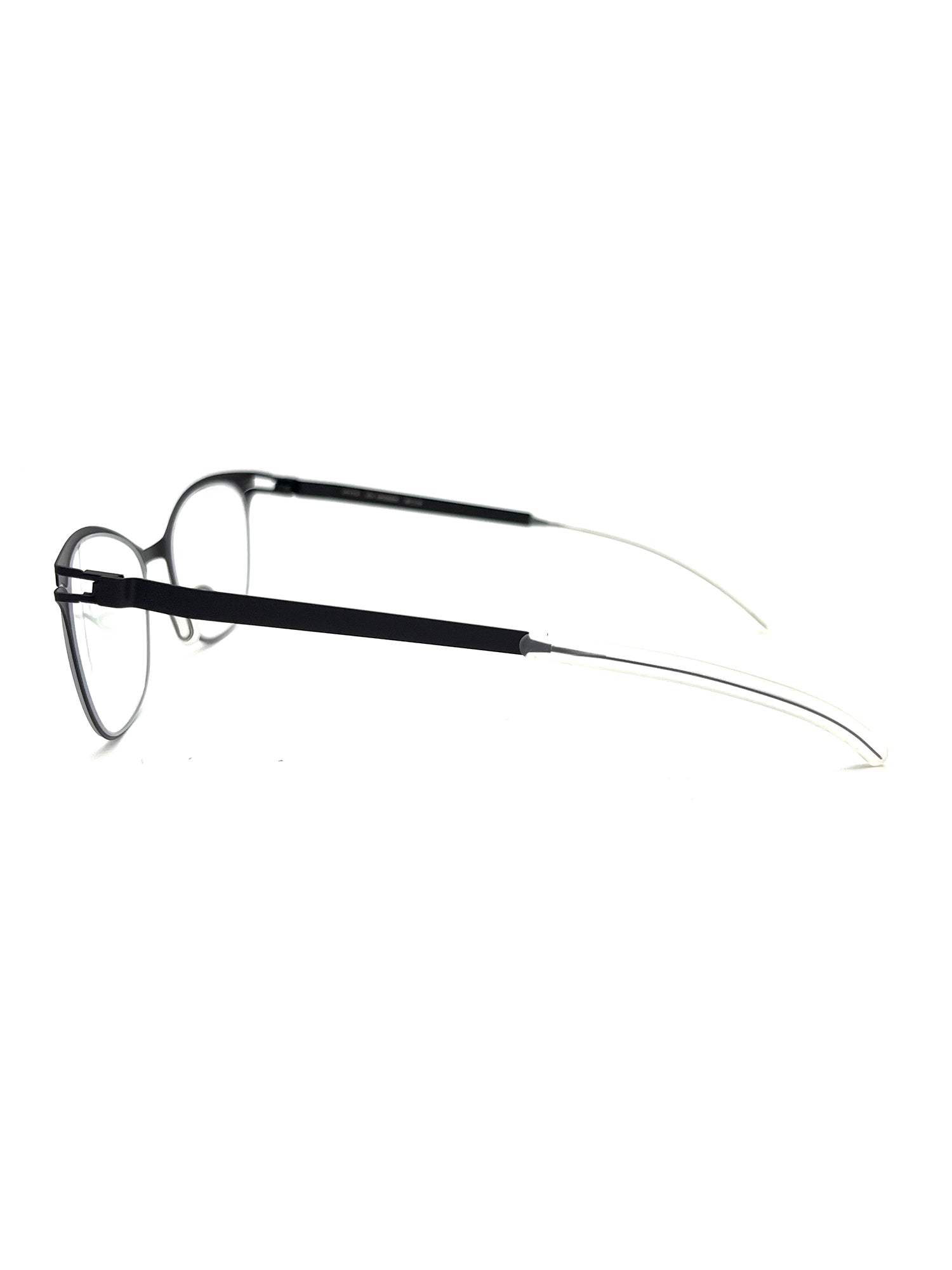 Aluminium Cat-Eye Optical Frames with Minimalist Design