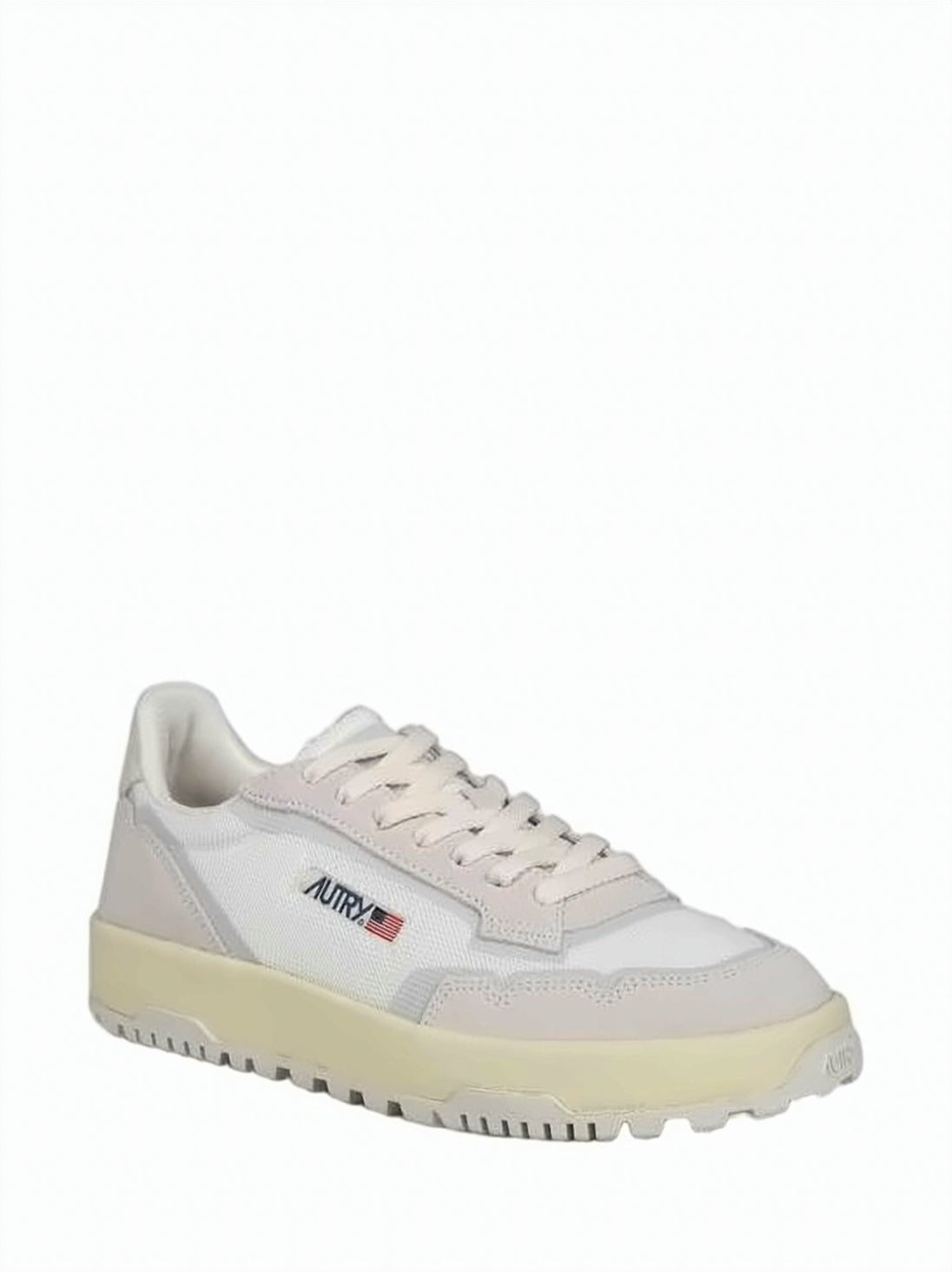 Vintage-Inspired Autry Sneakers with Suede
