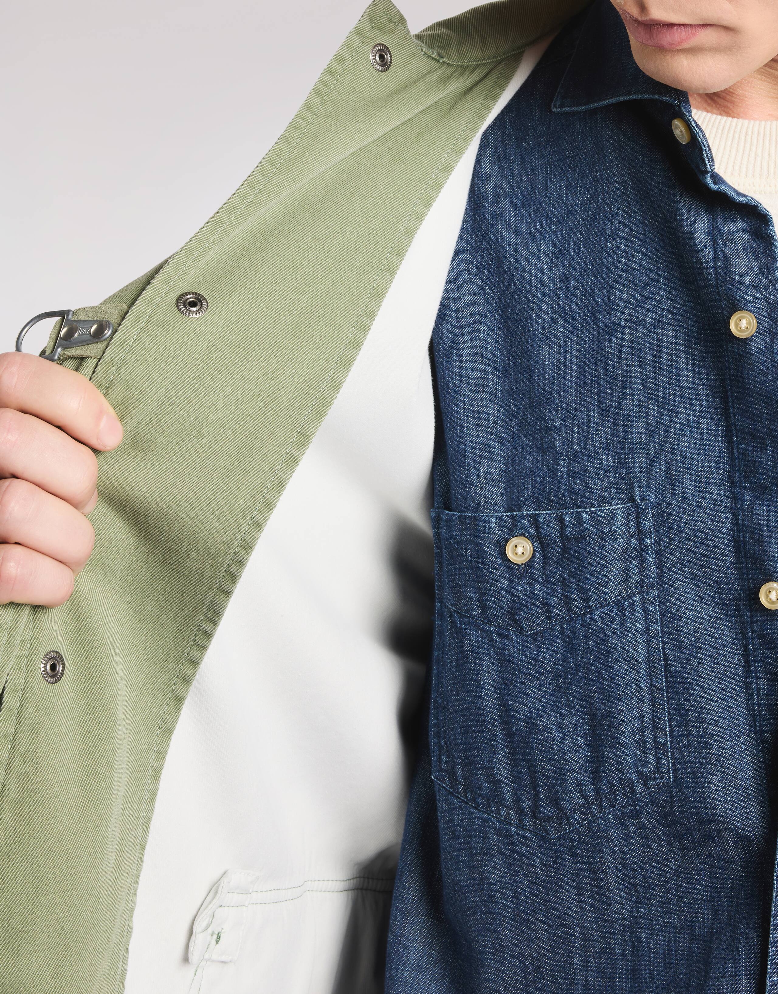 Caban 4 Ganci Archive with Distinctive Hook Closure
