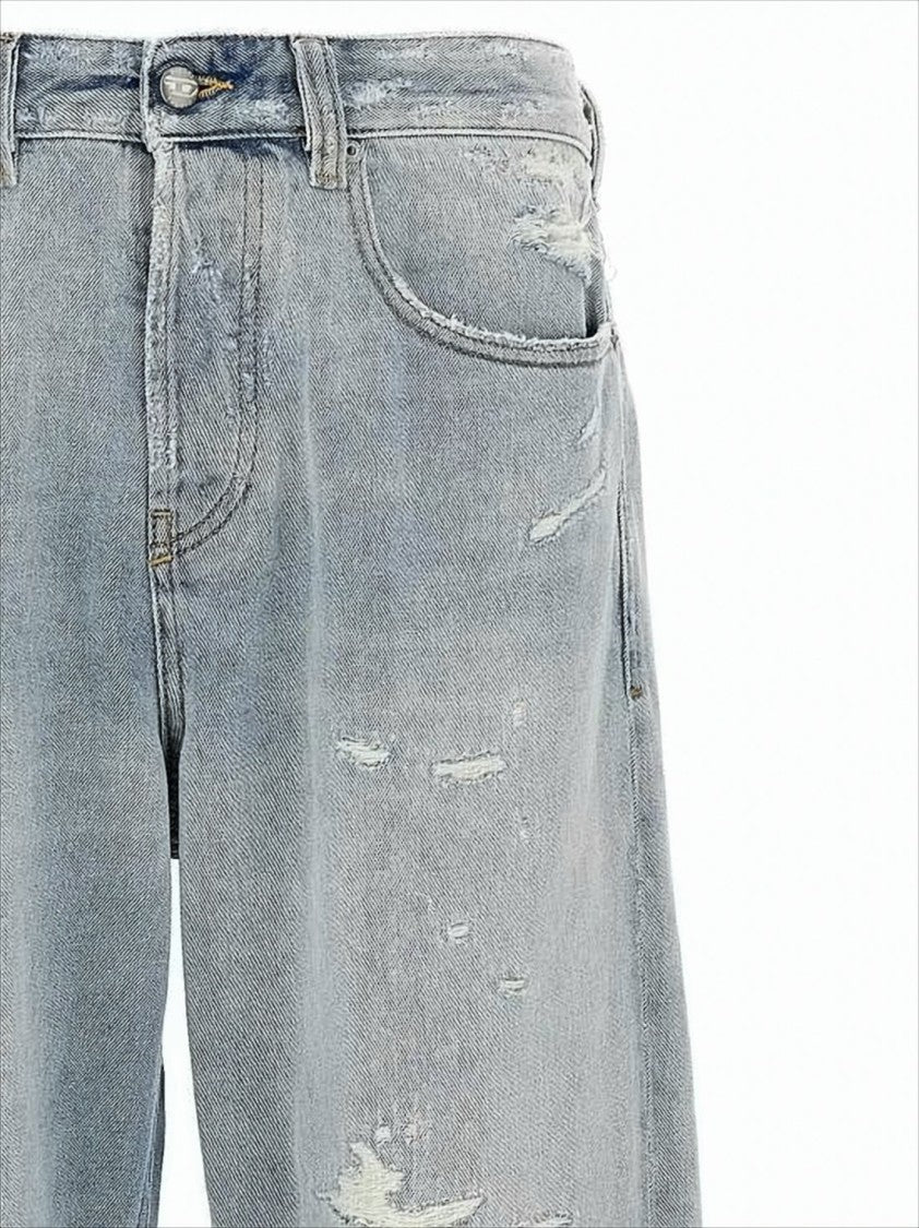 Light-Wash Denim Pants with Distressed Details