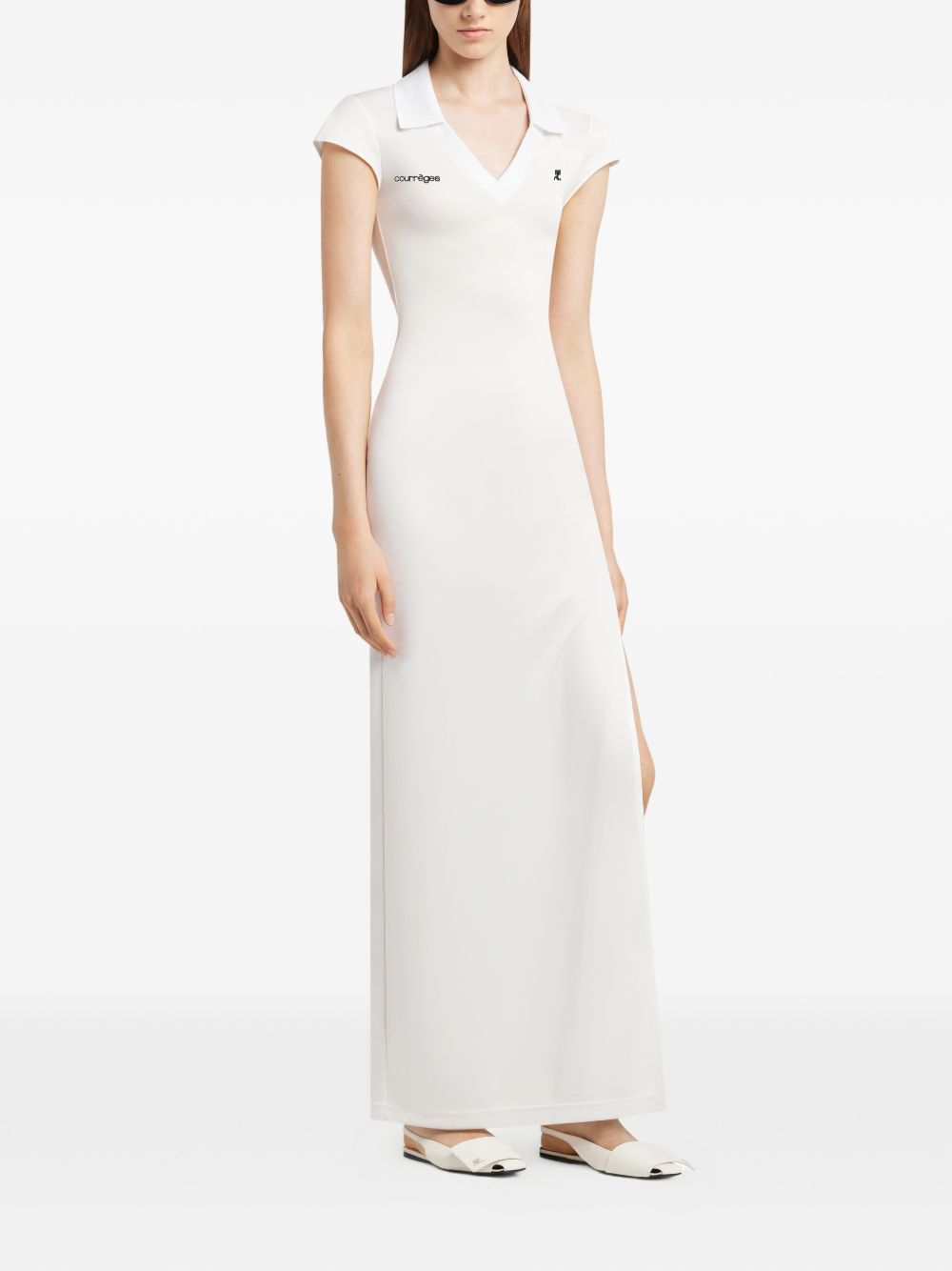 Maxi Dress with V-Neckline and Contrasting Collar