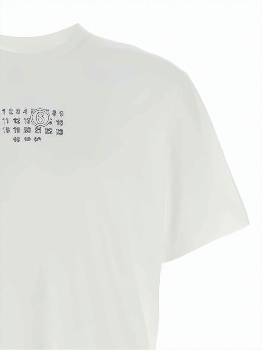 Boxy Crew Neck Cotton Tee with Minimalist Graphic