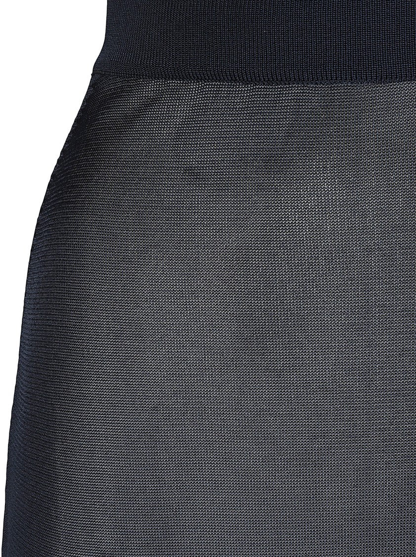 Fitted Black Skirt With High Waistband
