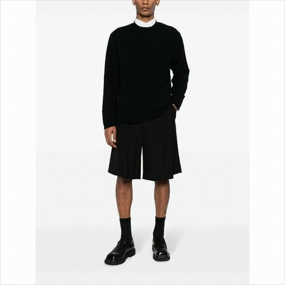 Classic Crew Neck Black Sweater