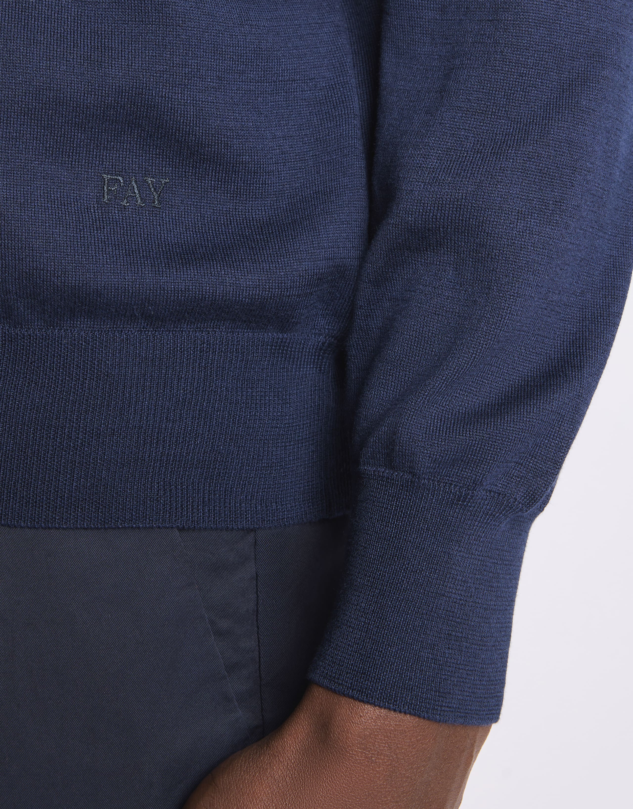 Crew Neck Knit Sweater with Ribbed Cuffs