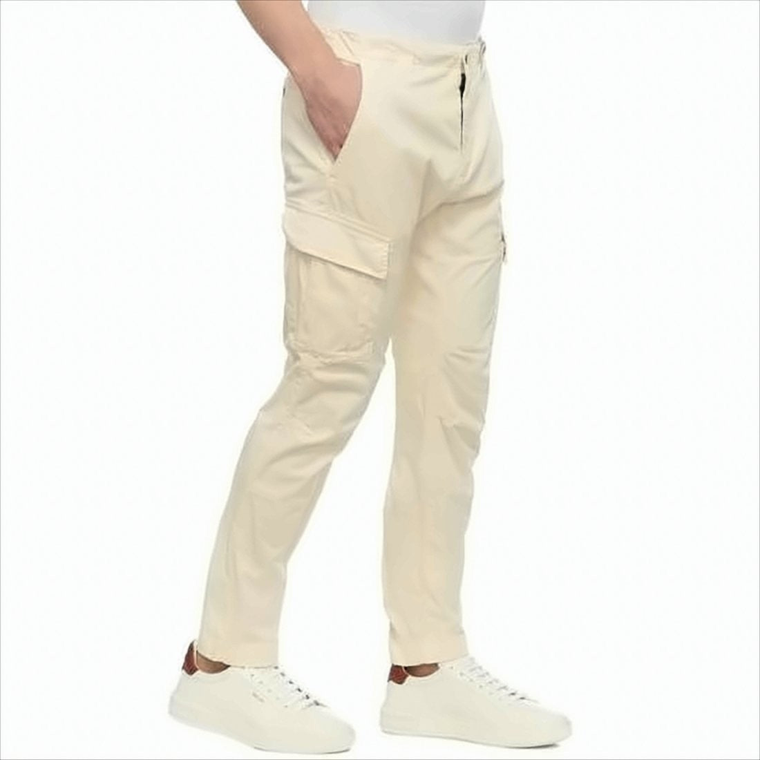 Slim-Fit Cargo Pants With Flap Pockets And Minimalist Design