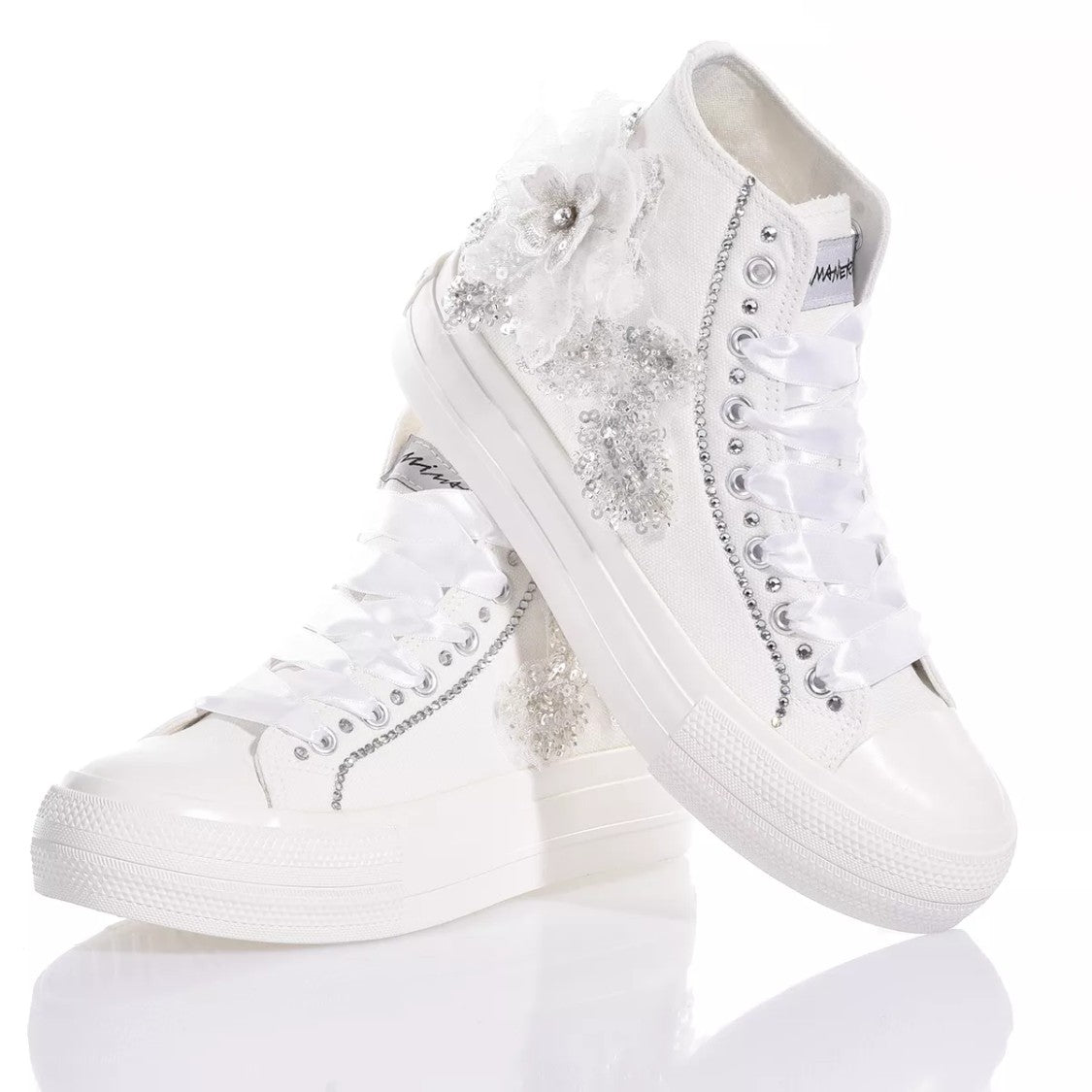 Airlines Platform Silver, White