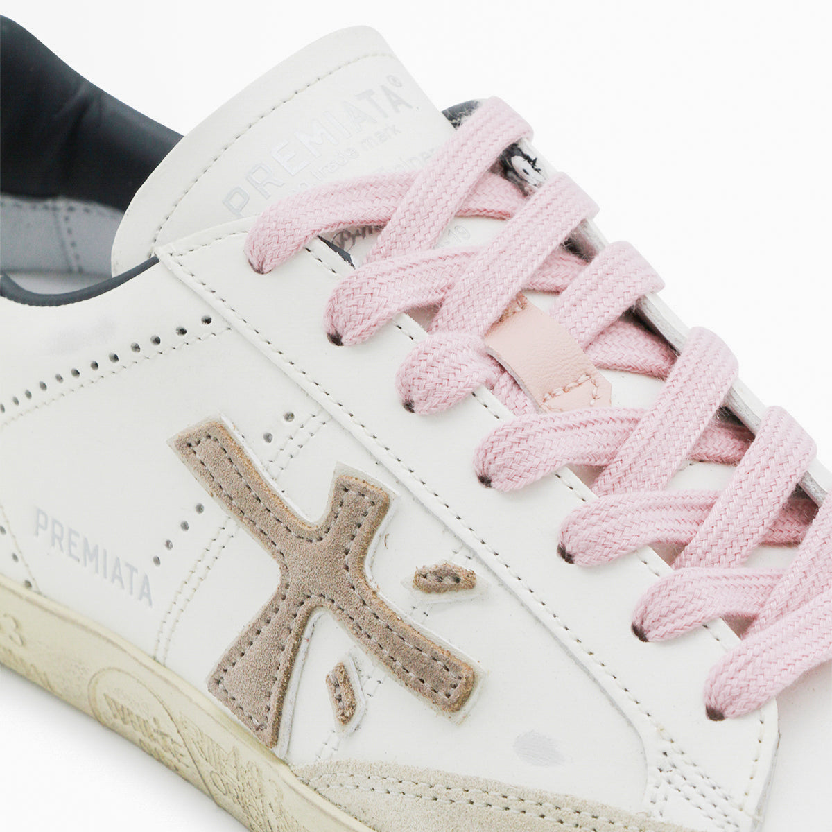 Low-Top Sneakers with Beige Suede Accents