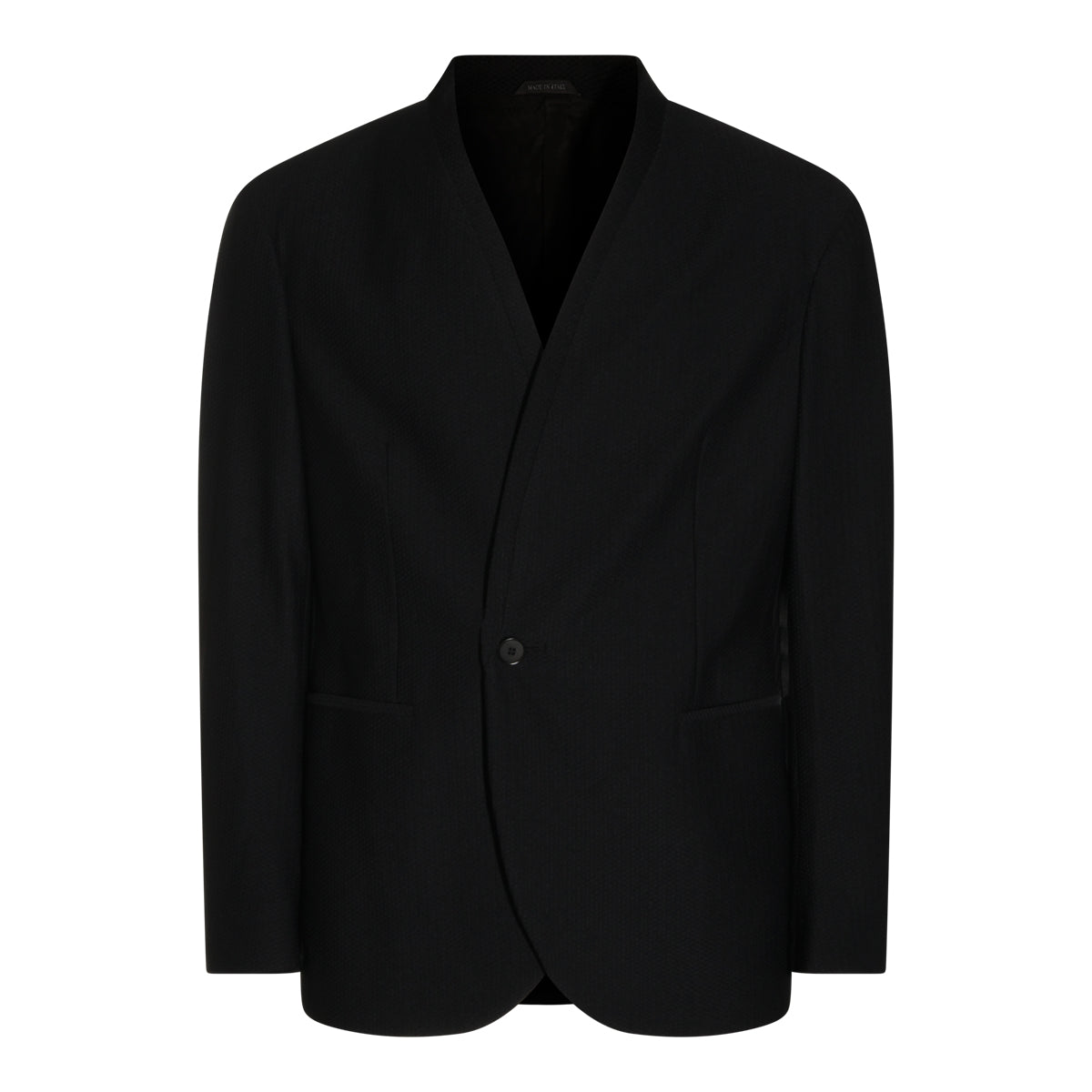 Minimalist Black Blazer with Tailored Fit