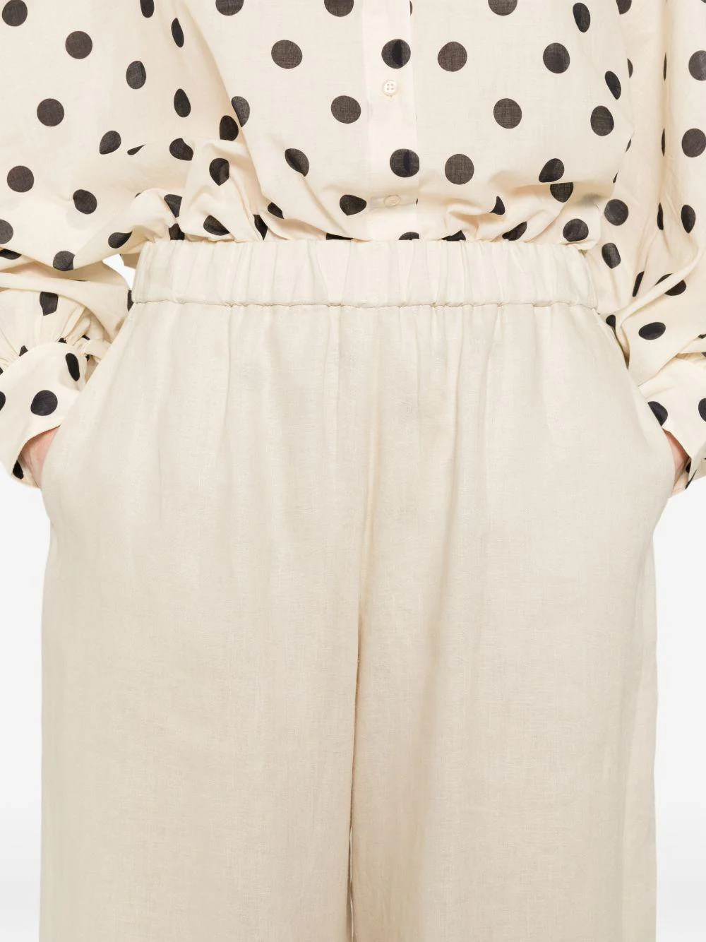 Cropped Wide-Leg Pants with Flowing Silhouette