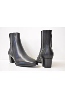 Pointed Toe Black Ankle Boots