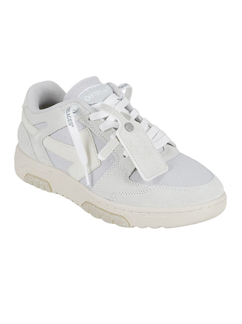 Light Grey Sneakers With Textured Upper