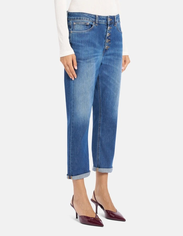 Straight-Leg Jeans with Mid-Rise Waist and Timeless Finish