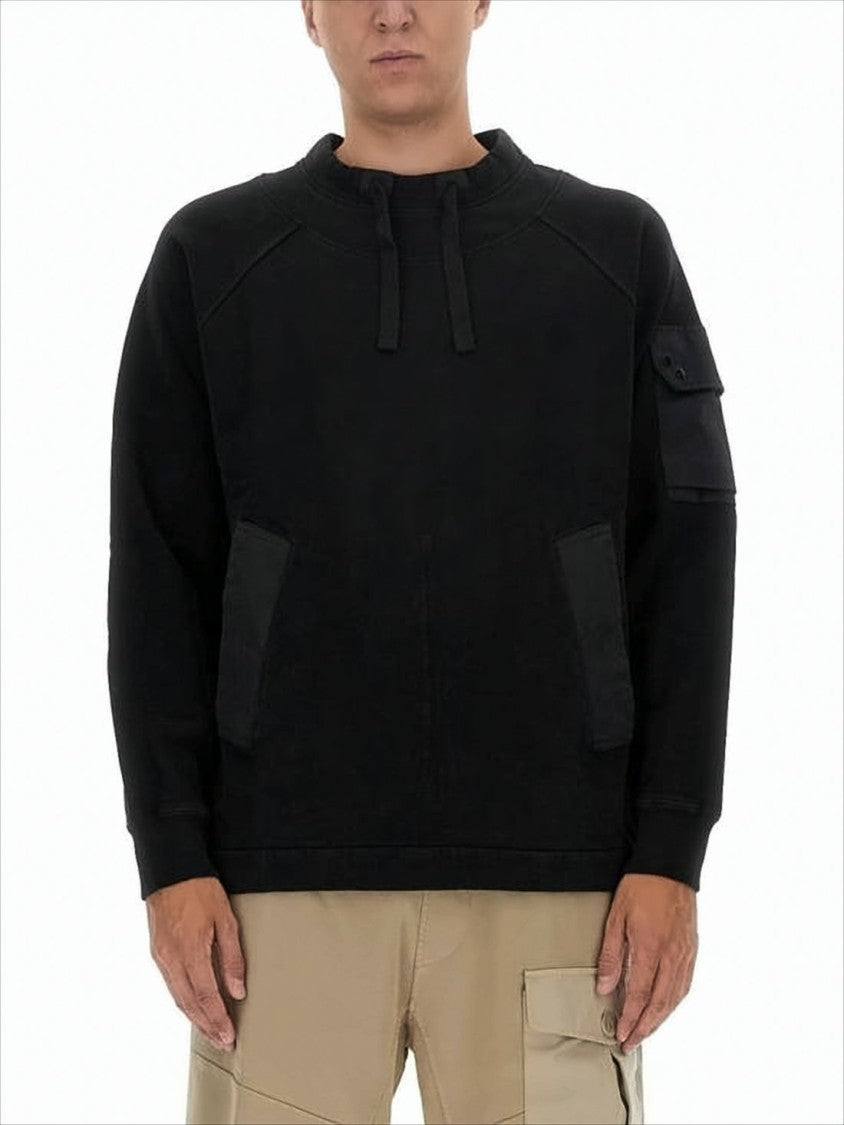 Relaxed Fit Long-Sleeve Tee with Adjustable Drawstrings and Unique Pockets