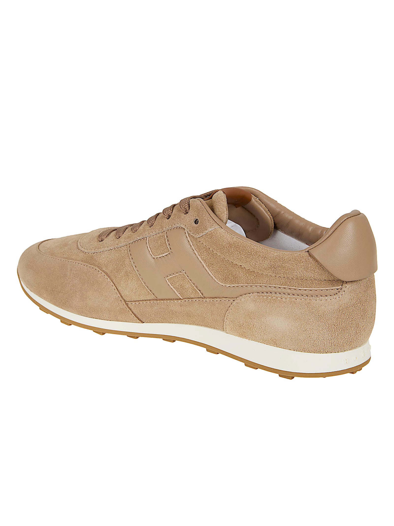 Low-Profile Retro-Inspired Sneakers