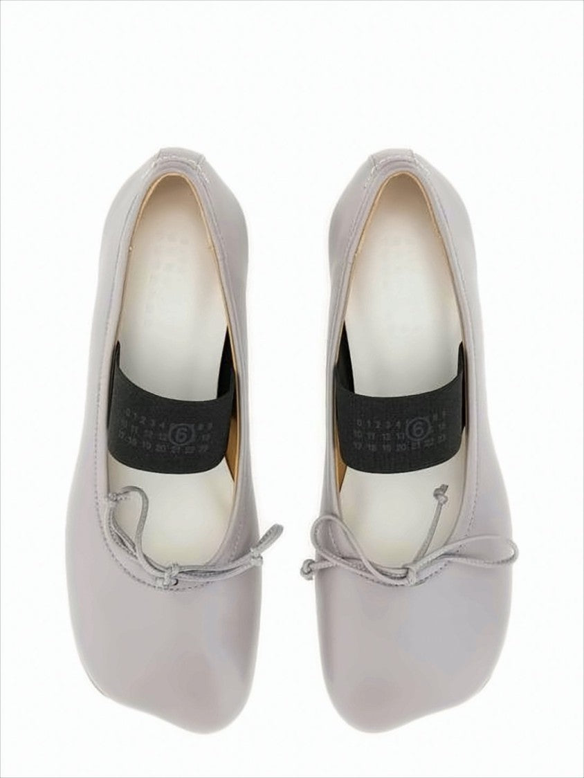 Minimalist Grey Lambskin Flats with Bow Detail