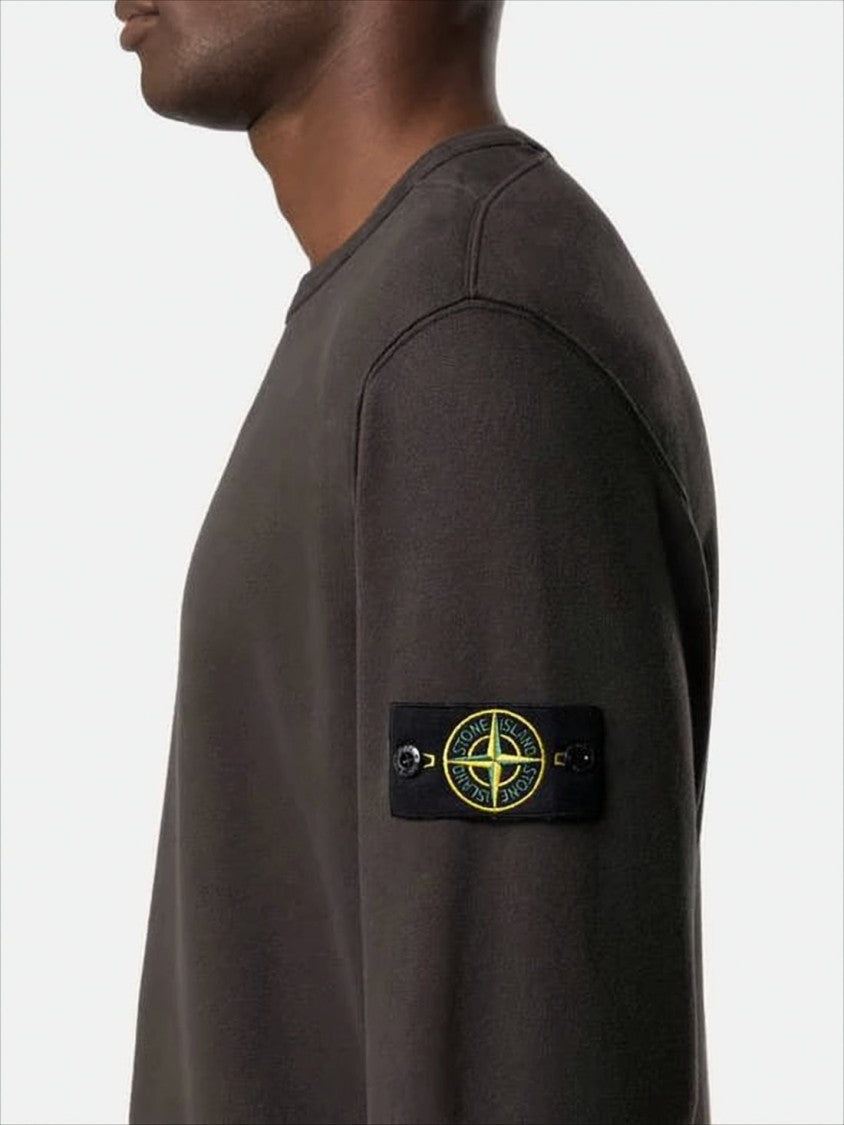 Long-Sleeve Black Sweatshirt with Design and Patch Logo