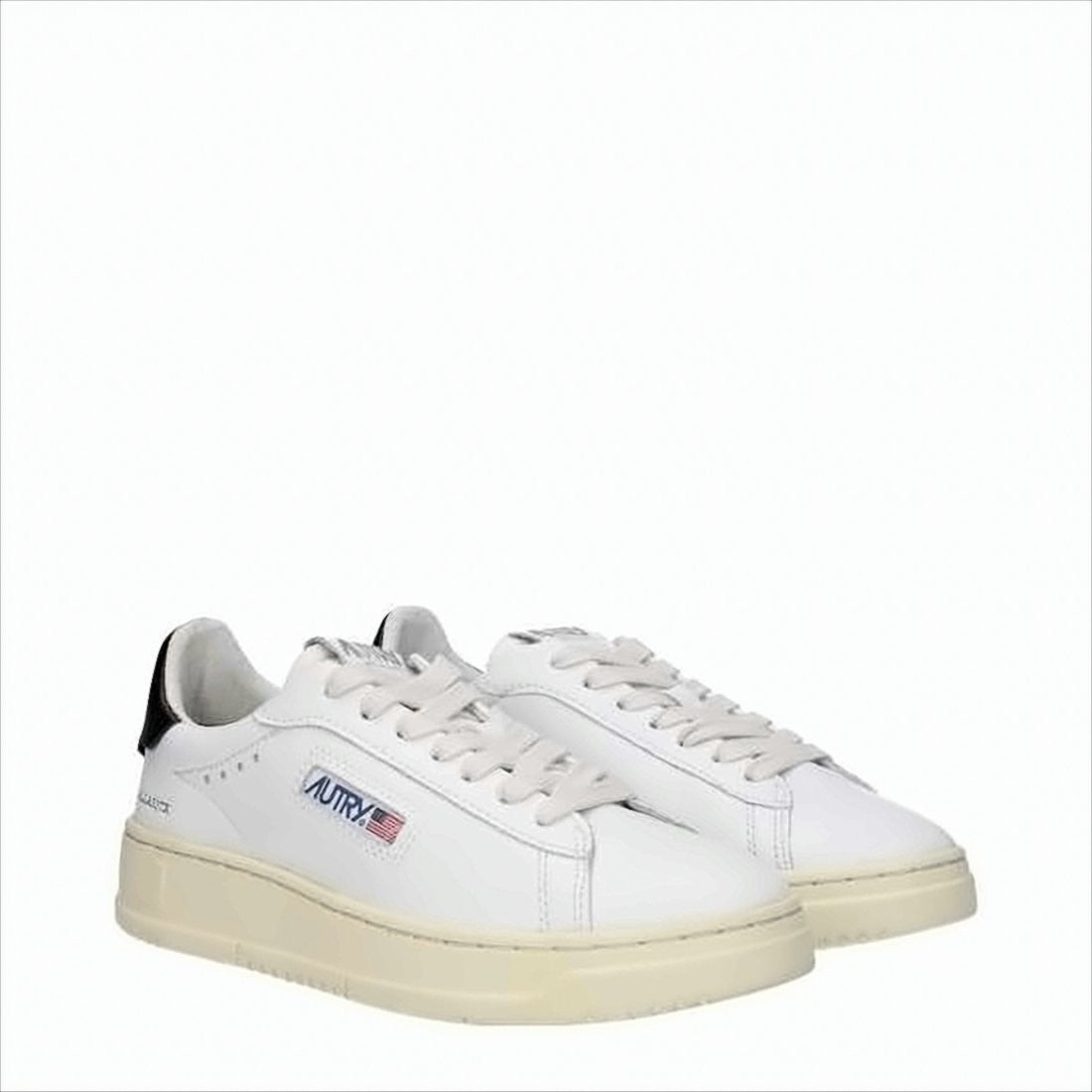 Low-Top White Leather Sneakers with Vintage Detailing