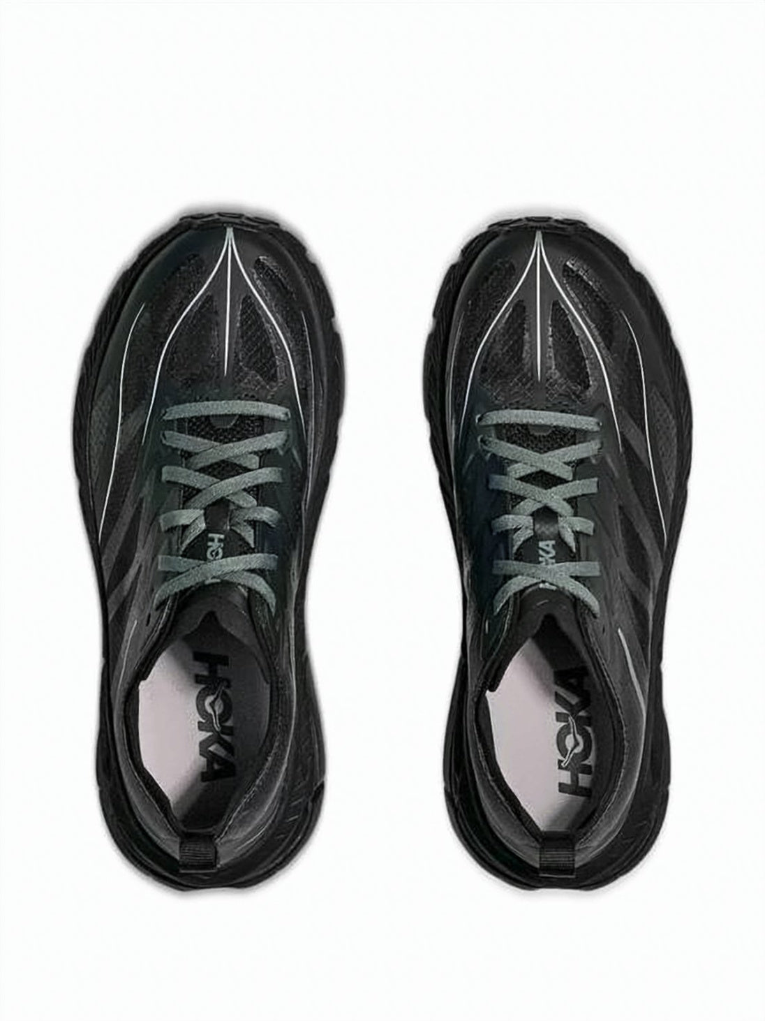 Streamlined Black Sneakers with Durable Rubber