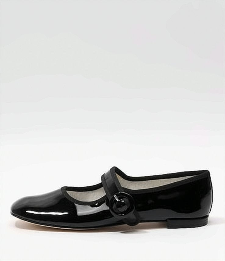Black Patent Leather Flat Shoes