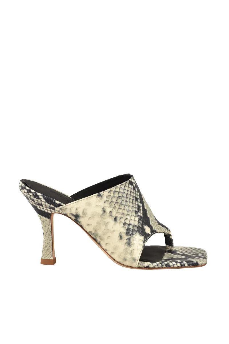 Leather Sandals - Black/Beige