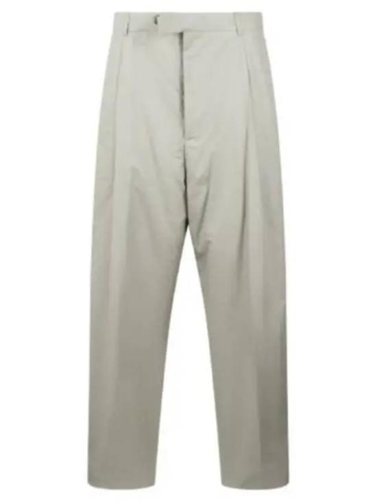 Straight Pants with Minimalist Design and Pleated Detailing