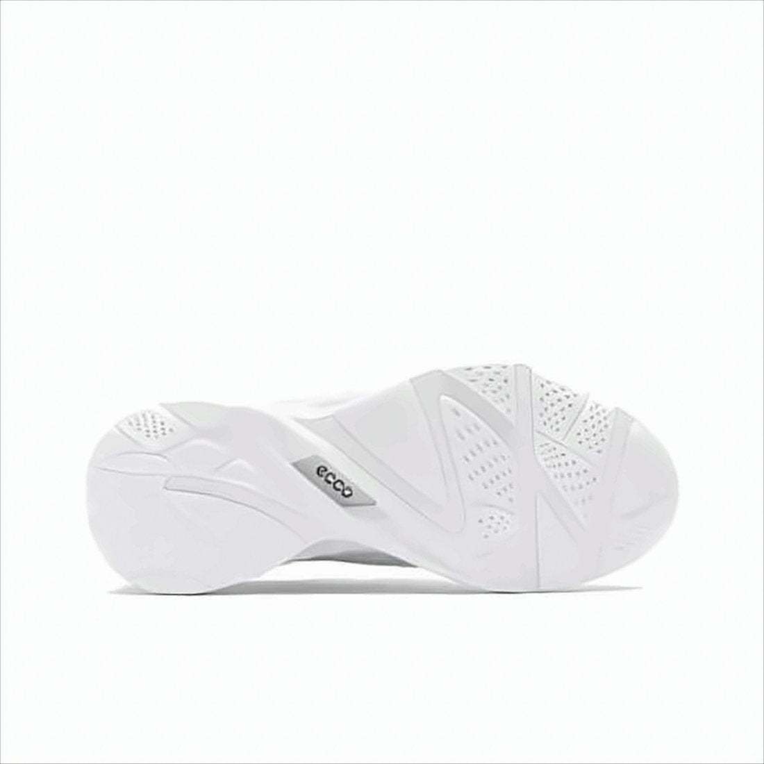 Sculpted White Sneakers with Textured Detailing