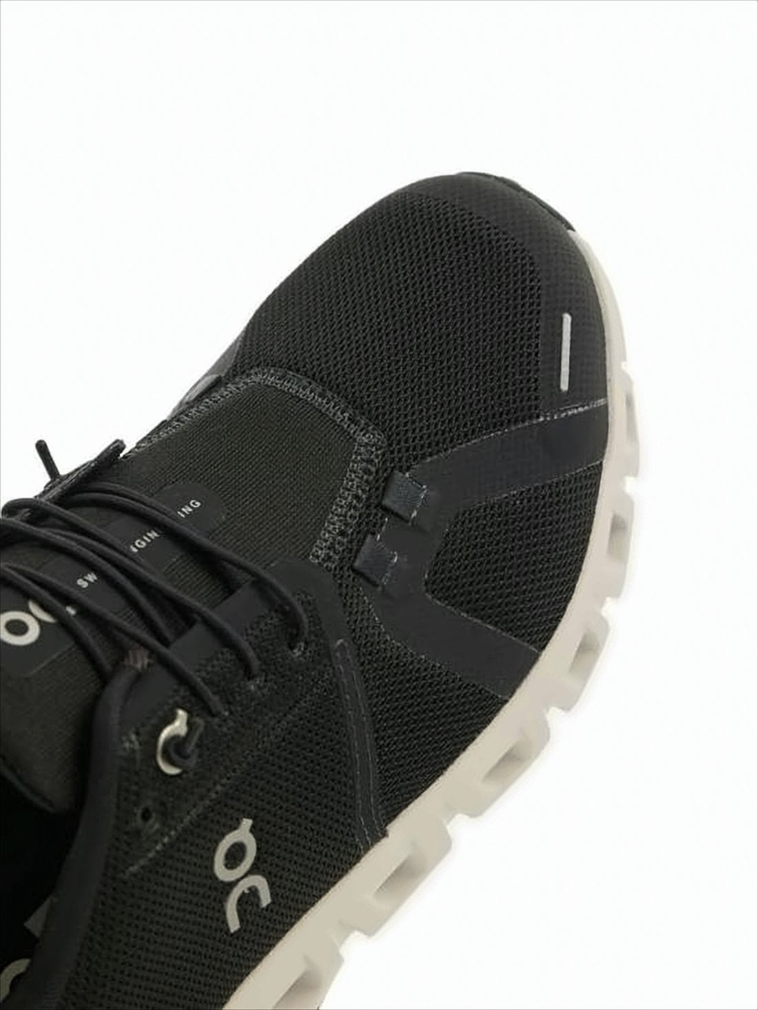 Recycled Polyester Sport Sneakers with Innovative Cushioning