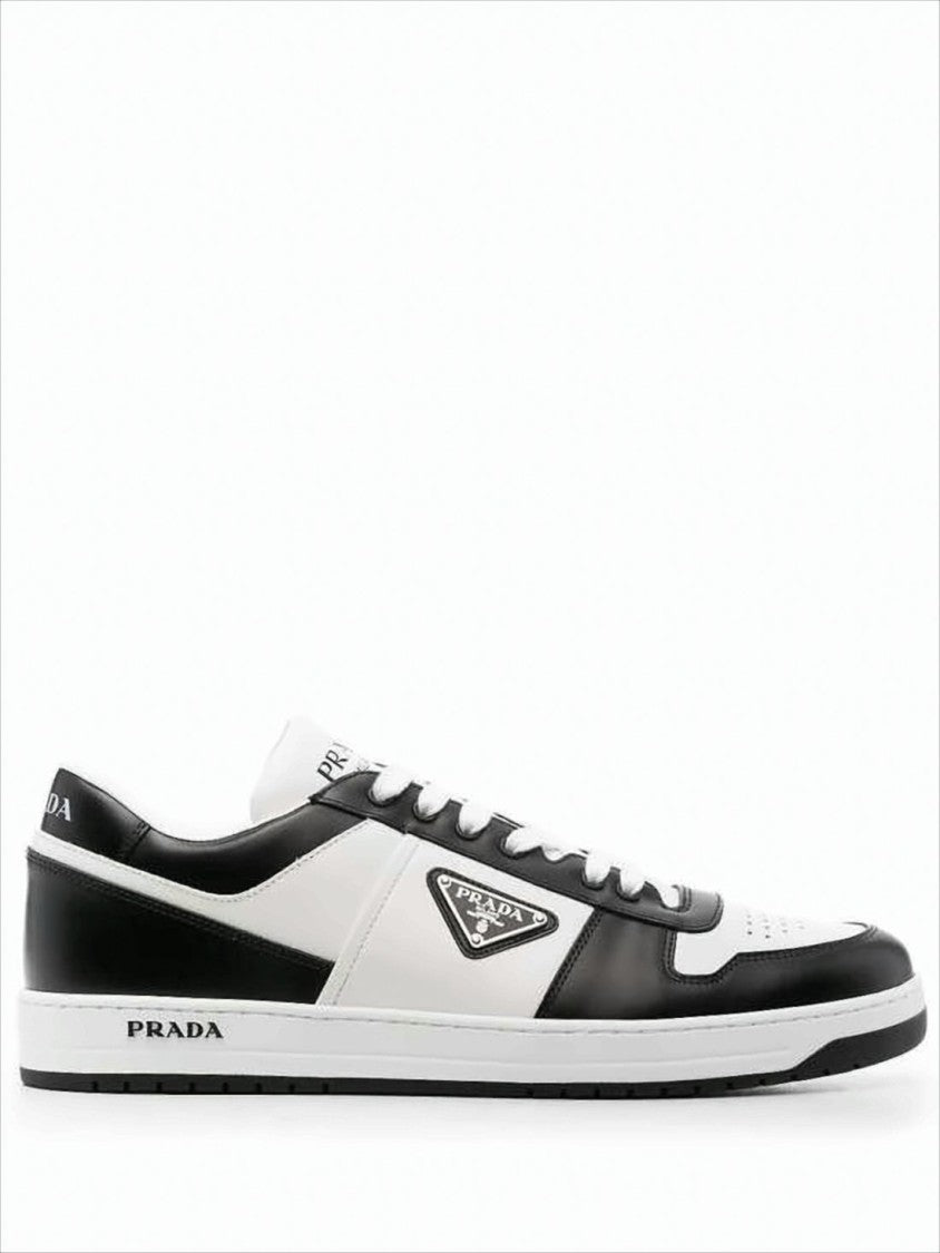 Low-Top Sneakers with Color-Block Design and Triangular Logo