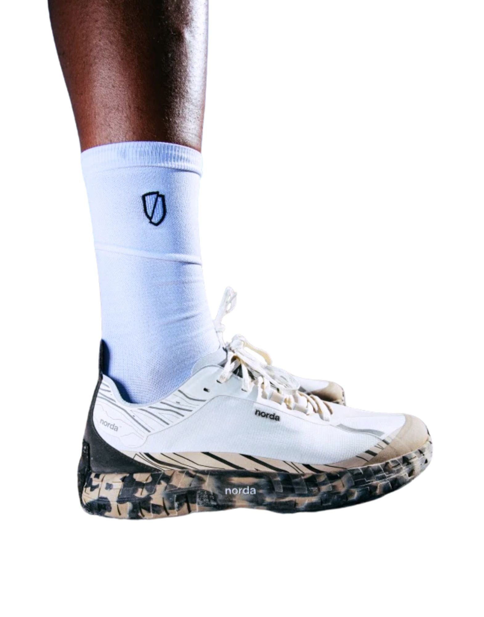 001 M Abyss Trail Running Shoe