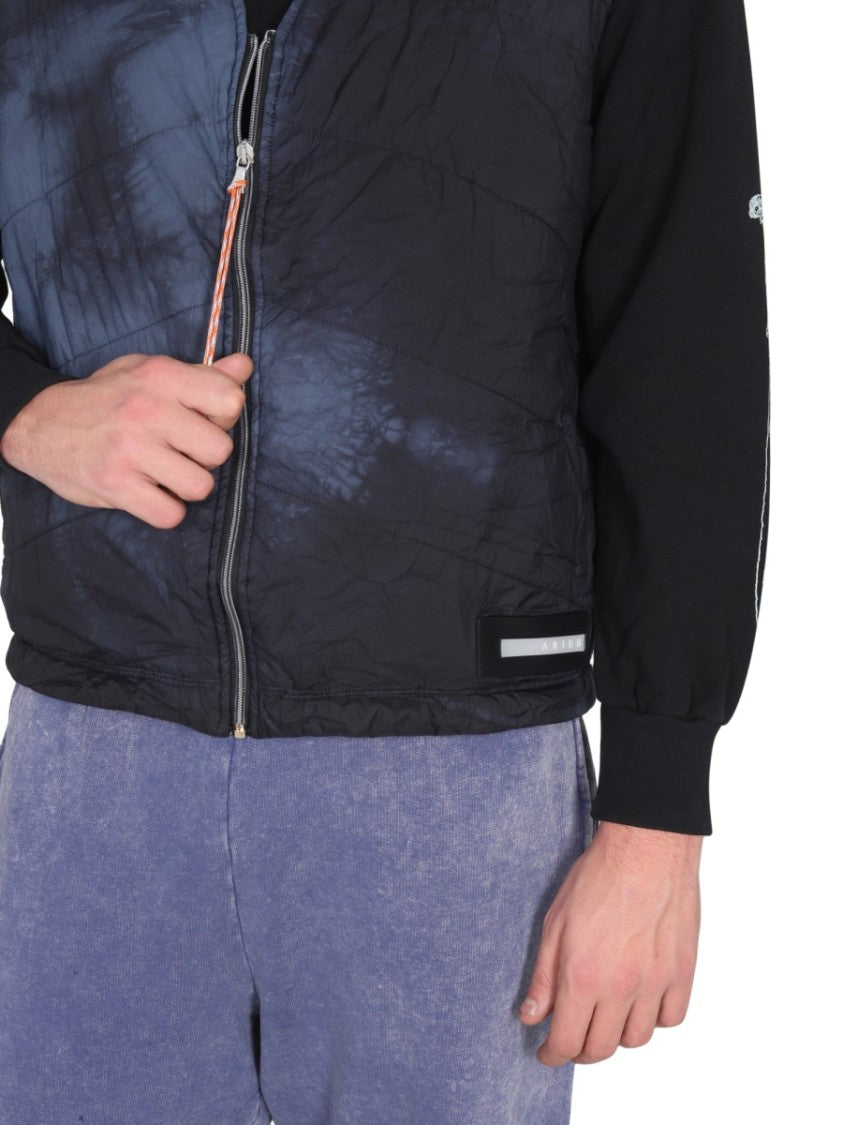 V-Neck Vest With Tie-Dye Pattern