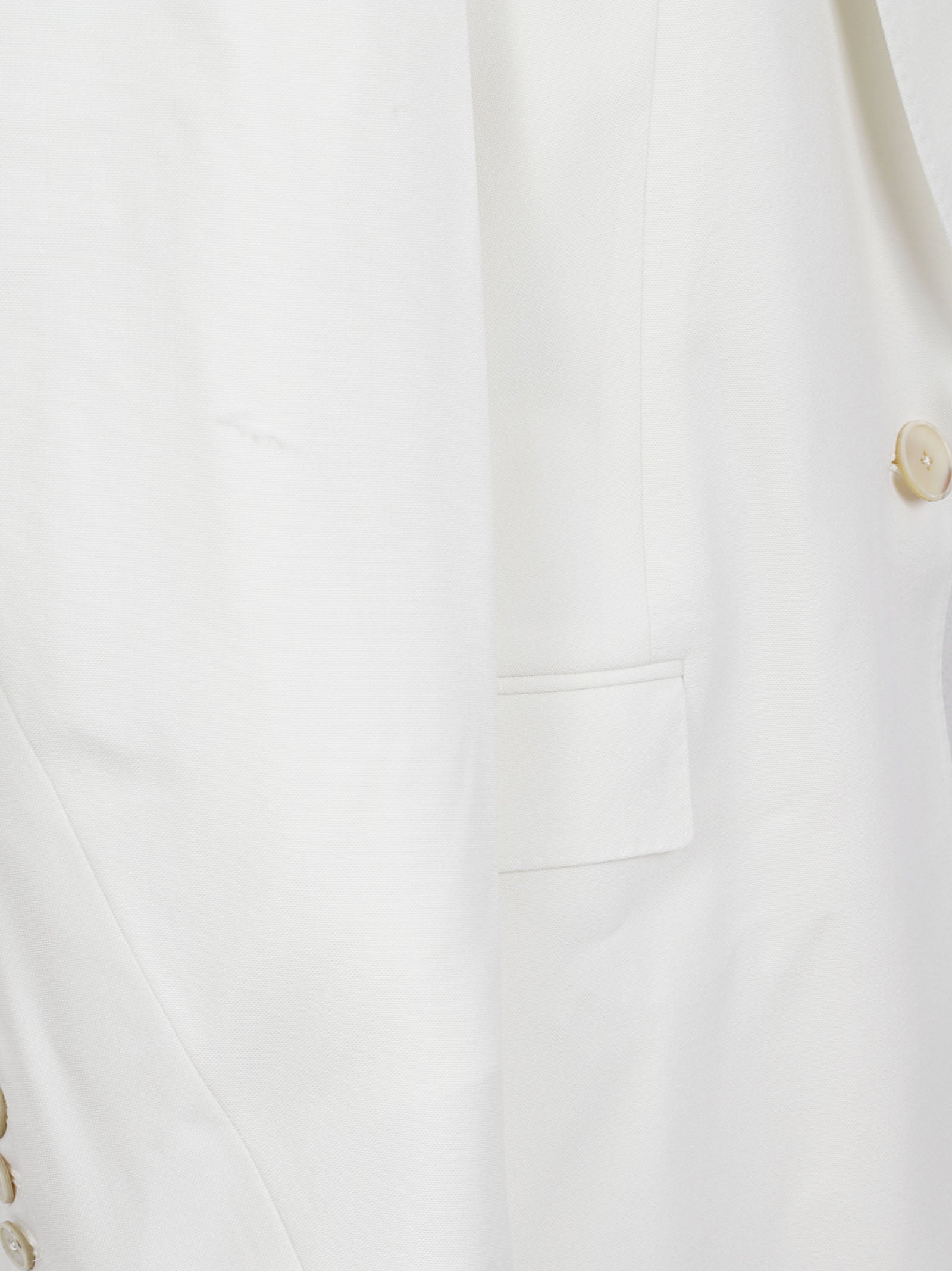 Double-Breasted White Jacket with Pointed Lapel and Flap Pockets