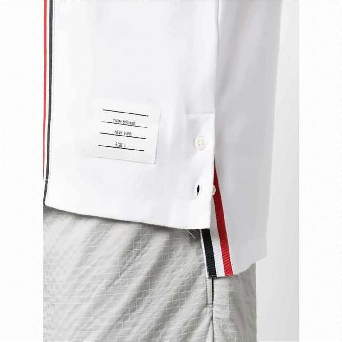 Short-Sleeved T-Shirt with Minimalist Stripe Detail