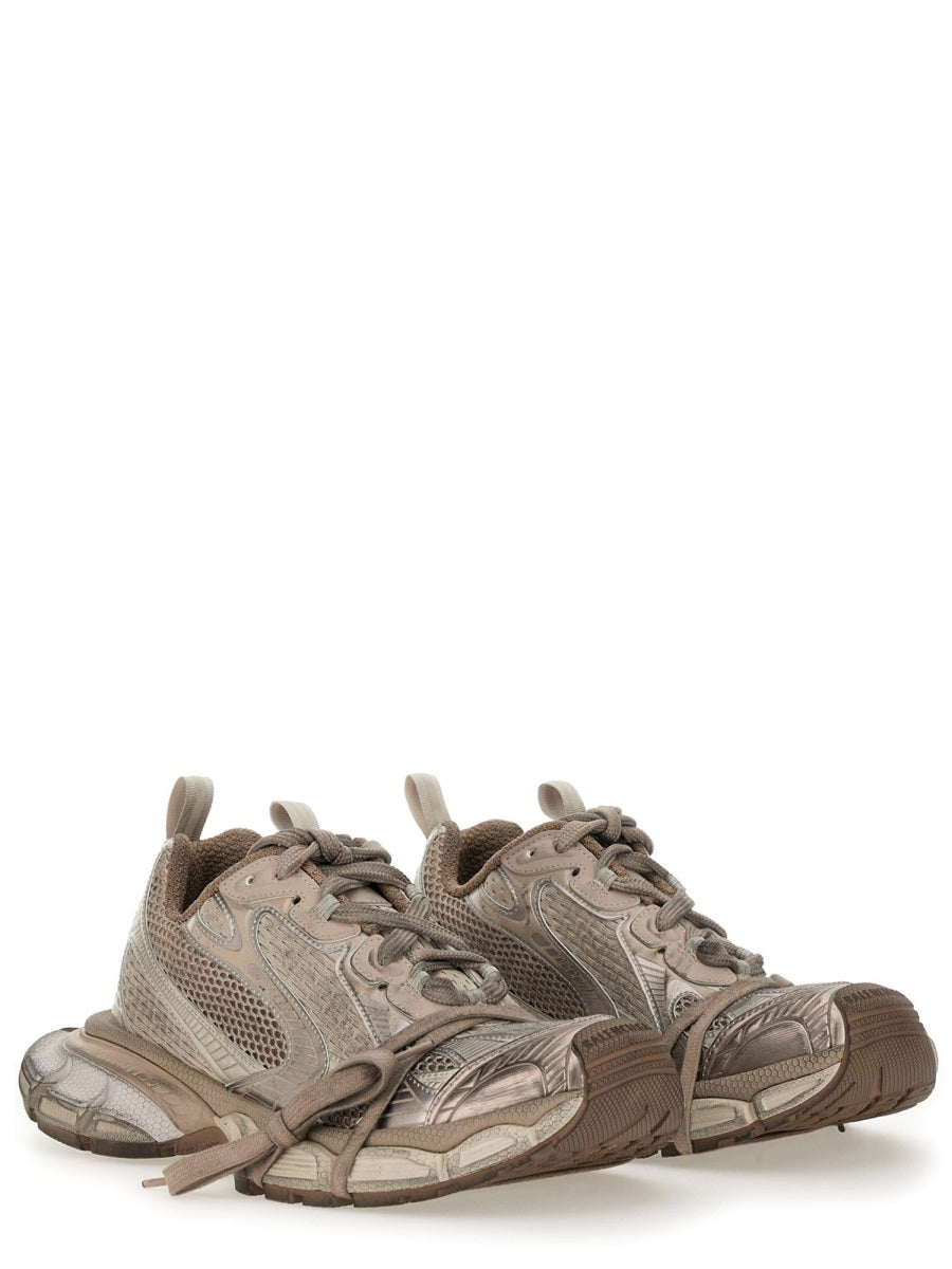 "3xl" Sneaker