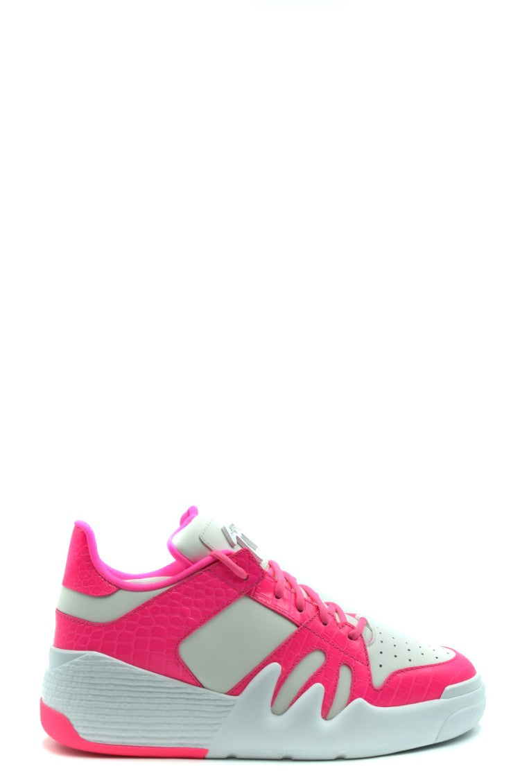 Low-Top Sneakers With Textured Leather