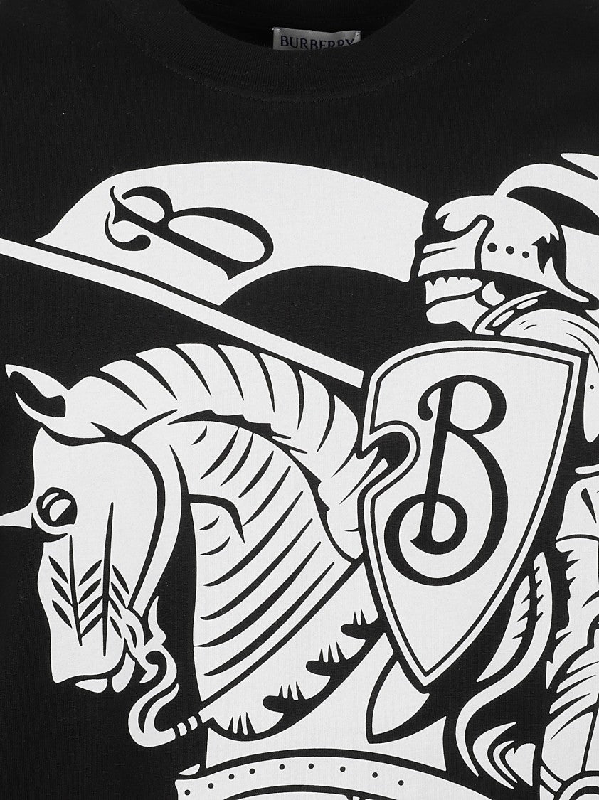 Graphic Knight Print Black T-Shirt