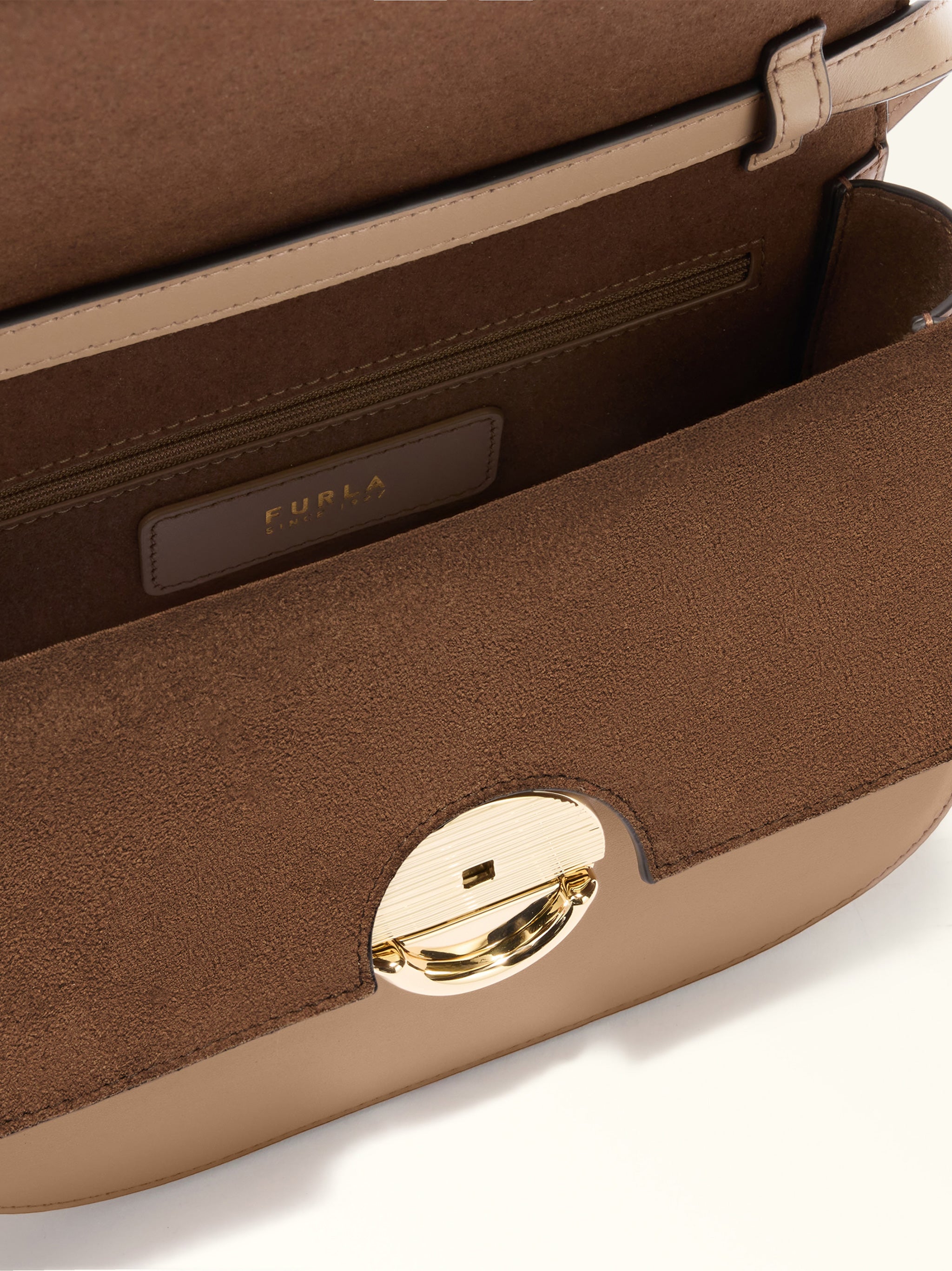 Sfera S Rectangular Minimalist Black Leather Bag