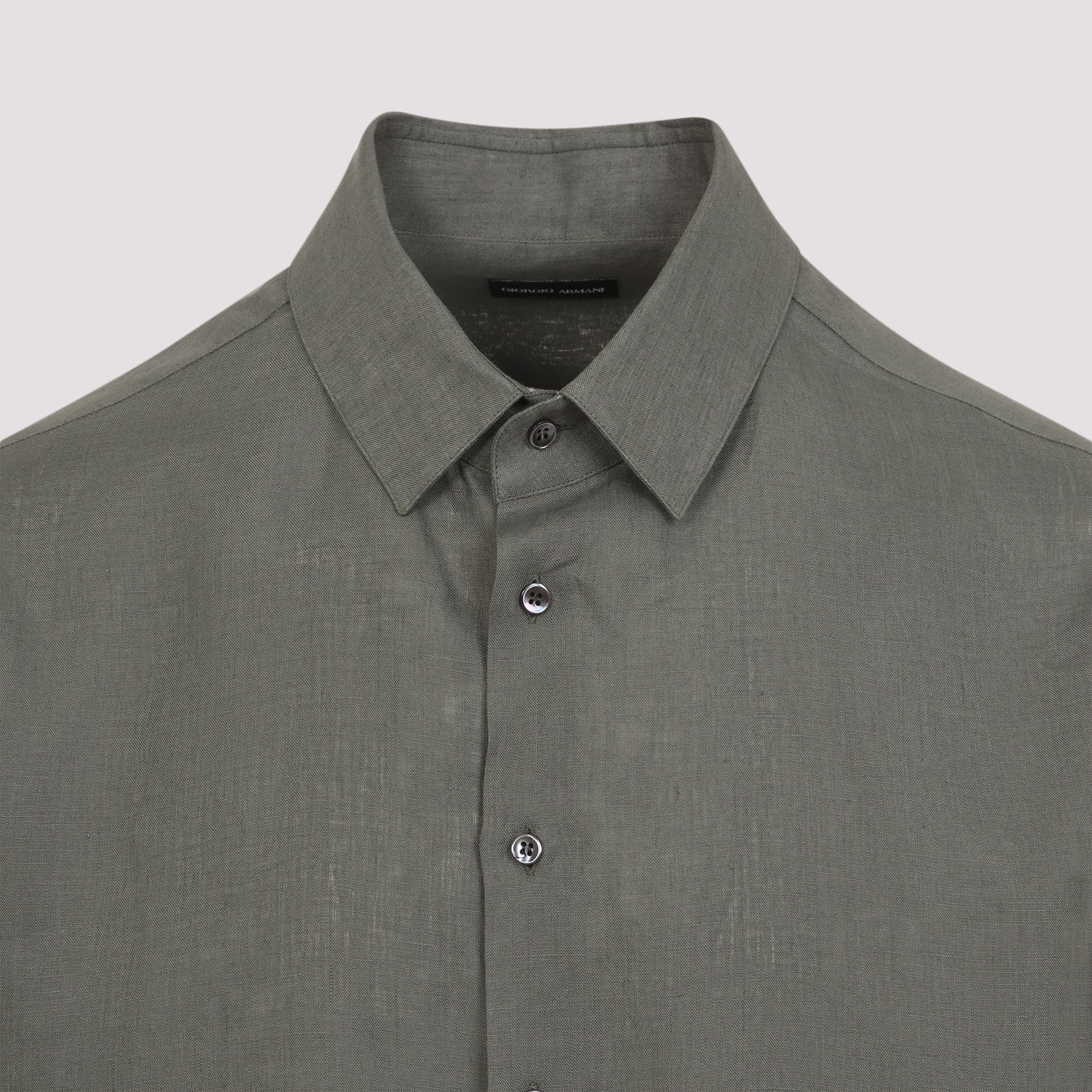 Tailored Linen Shirt with Classic Pointed Collar